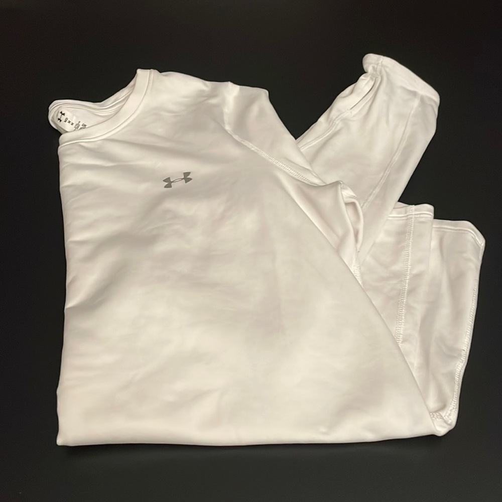 Under Armour, cold gear, long sleeve performance T-shirt, size M